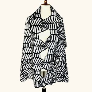 Pomegranate Moon OUTLINED LEAF Wool WRAP Scarf